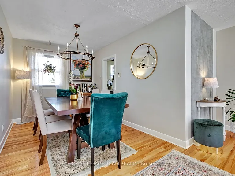 1233 Cheverton Ave — Photo 15
