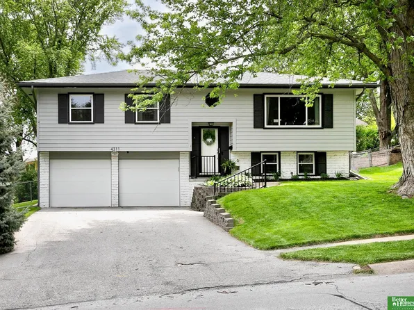 4311 Terrace Dr, Omaha, NE 68134