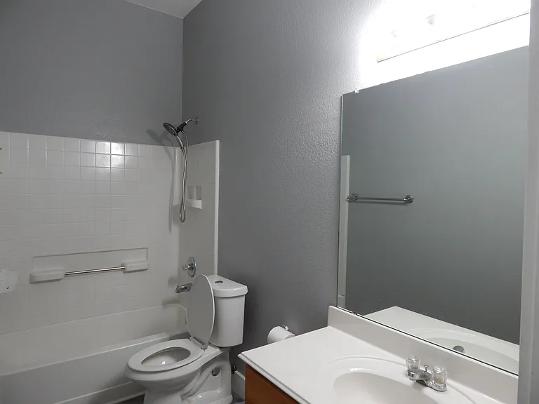 2704 Pyramid Ln — Photo 20
