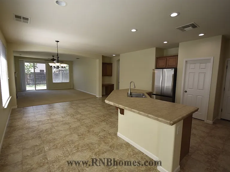 1470 Alberton Cir — Photo 2