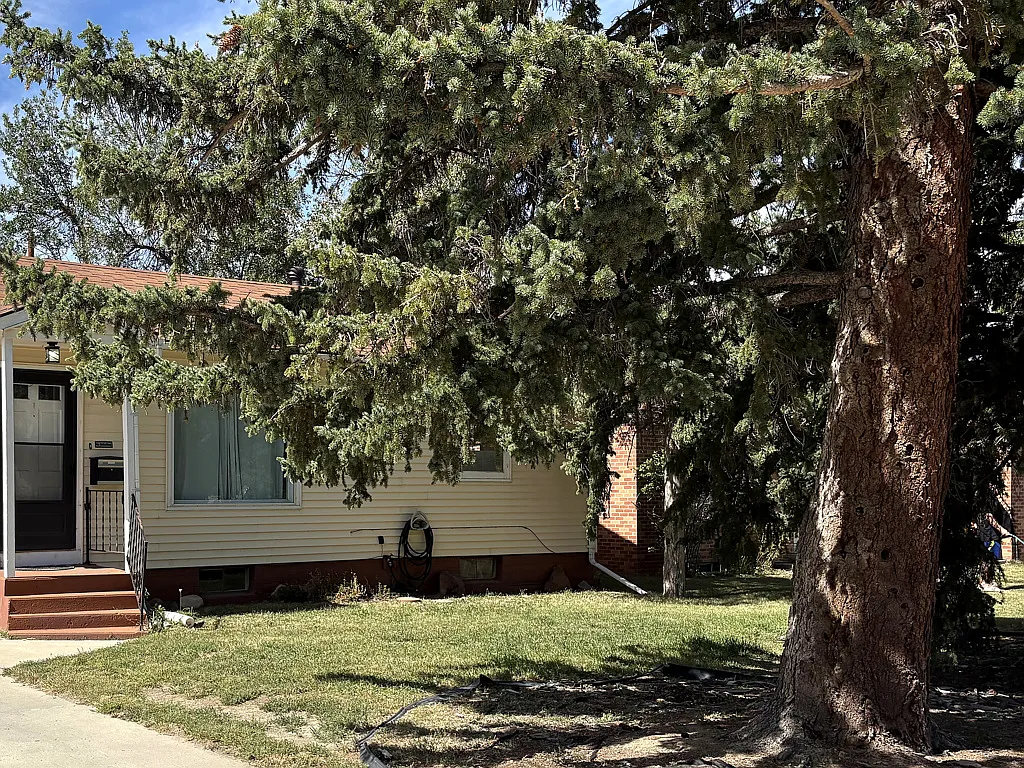 3-4 BD 2 Bath Single-Family Home — Photo 1