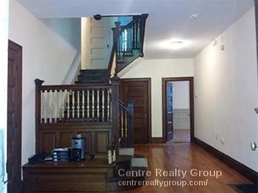 4th image of 58 Englewood Ave #B