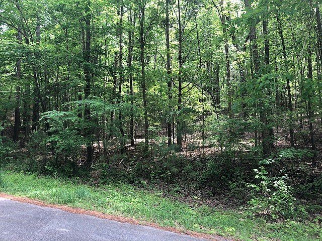2nd image of 208 Eastbrook Rd