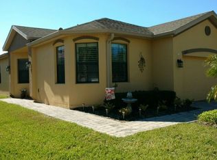 863 Grand Canal Dr, Kissimmee, FL 34759
