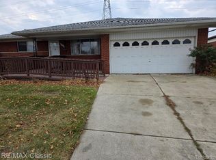 27849 Flanders Ave, Warren, MI 48088