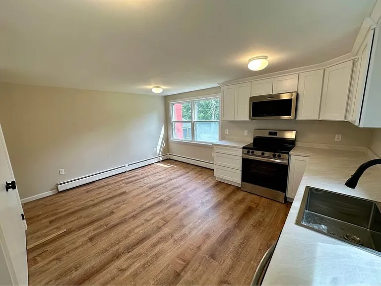 388 Cherry Brook Rd — Photo 9