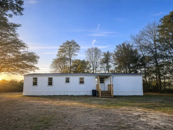 1893 Mathews Rd, Defuniak Springs, FL 32433