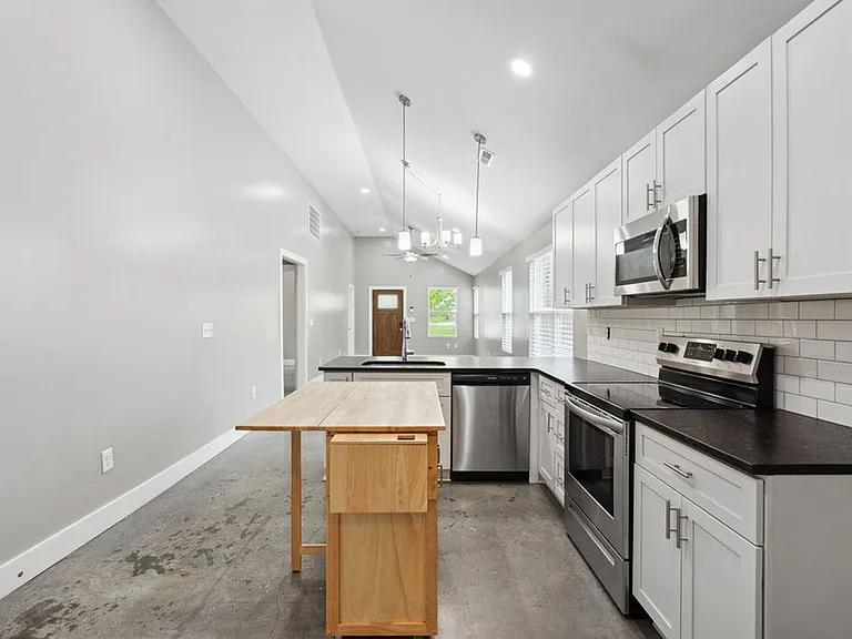 298C Garner Ave — Photo 13