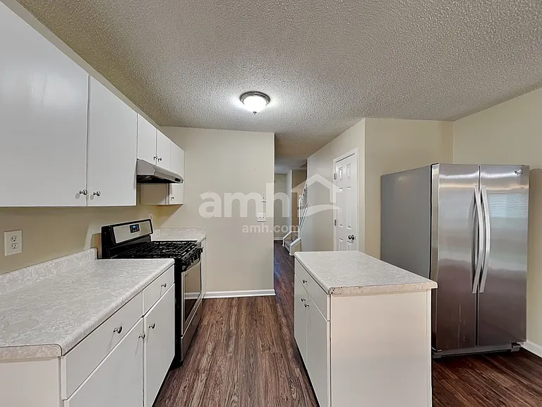 4445 Tuckahoe Ct — Photo 3