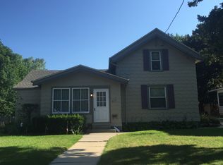N49W6757 Western Rd, Cedarburg, WI 53012