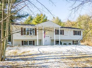 15 Valentines Dam Rd, Wurtsboro, NY 12790