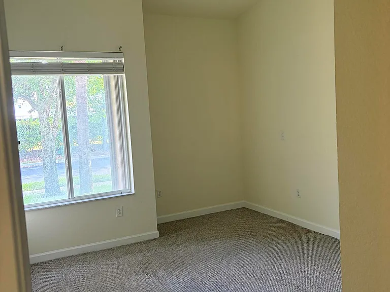 4171 Gulfstream Rd NE — Photo 9