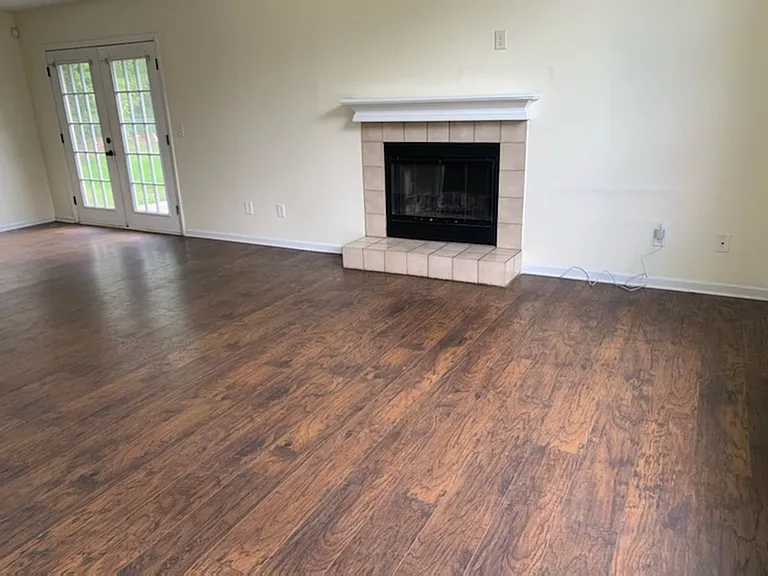 706 Timber Ridge Trl — Photo 3