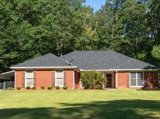198 Lee Road 639, Salem, AL 36874