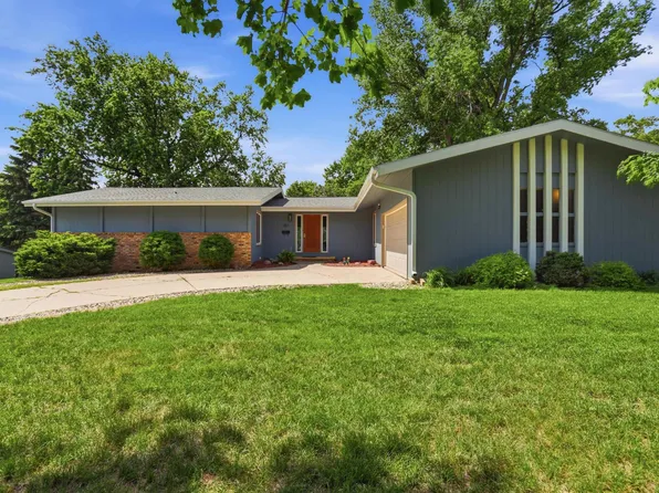 201 Elm St W, Luverne, MN 56156