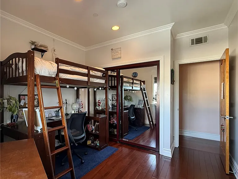 11989 Laurelwood Dr #1 — Photo 31