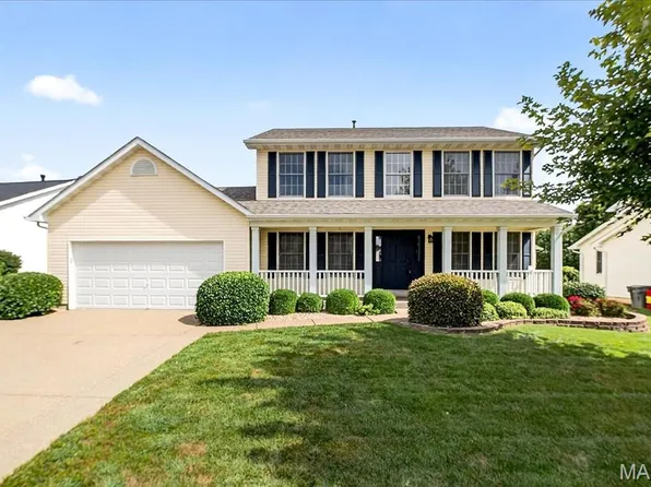 312 Highgrove Place Dr, O'Fallon, MO 63366