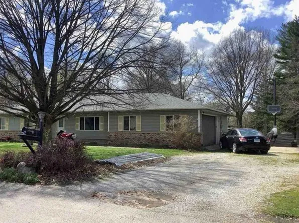 16 Knight Ln, Westville, IL 61883