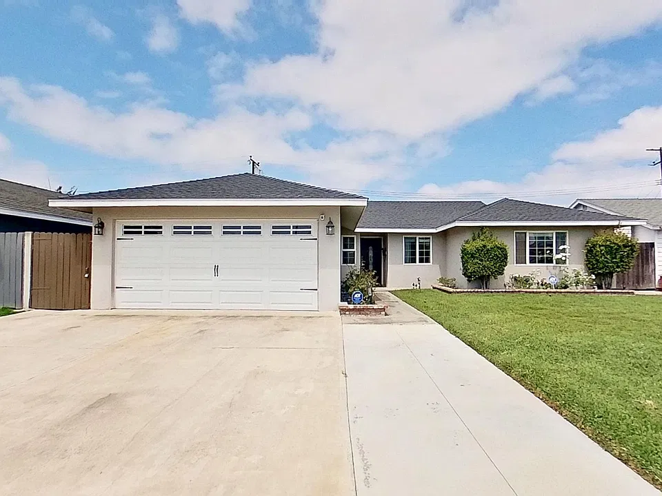14321 Riviera Dr