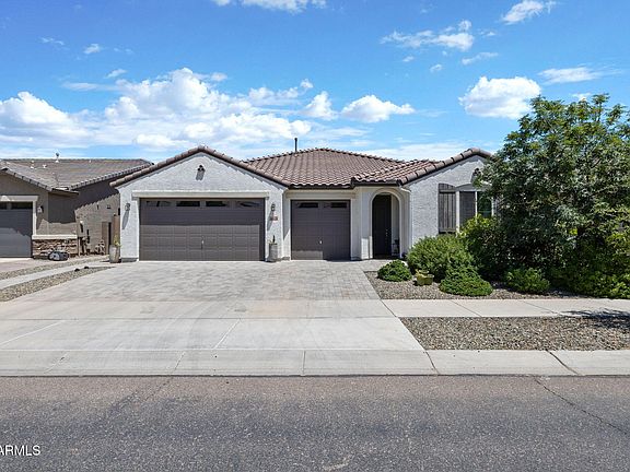 3rd image of 16118 W DESERT HILLS Drive