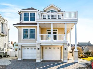 328 Essex Ave, Beach Haven, NJ 08008