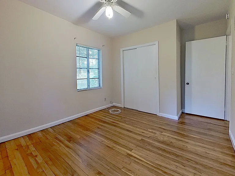 607 Garden Cliff Ct — Photo 11