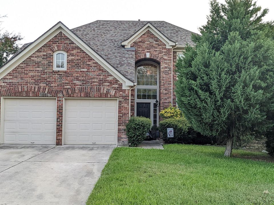 Corner lot with long driveway for ample parking