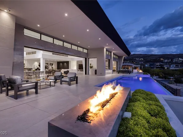 643 Cityview Ridge Dr, Henderson, NV 89012