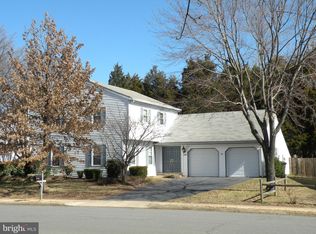 250 E Juniper Ave, Sterling, VA 20164