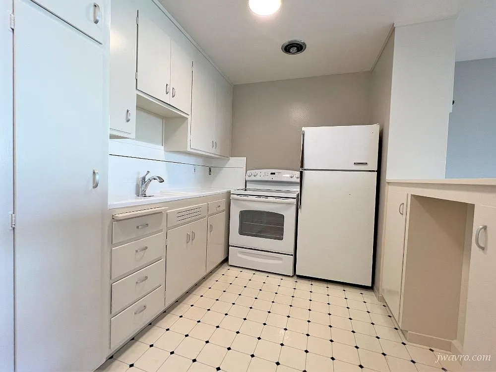 Pac Heights/Cow Hollow 1bed w/Parking&Laundry — Photo 3