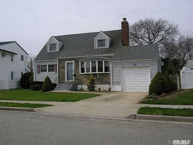1st image of 2 Shelly Court