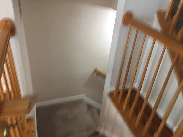 8701 Rochelle Dr — Photo 6