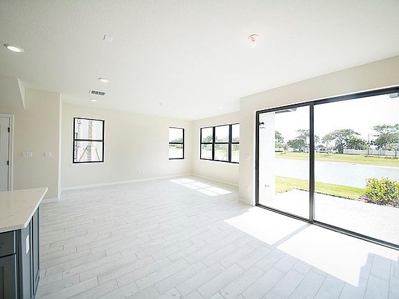 5th image of 2238 Appleton Circle #2238