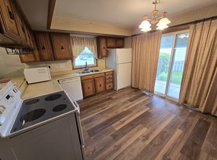 2418 N Meade St, Appleton, WI 54911