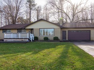 1220 Woodland Ave, Niles, MI 49120