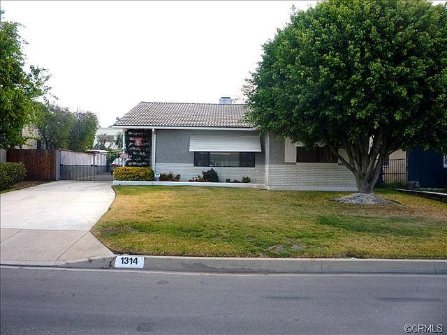 1st image of 1314 Delay Ave