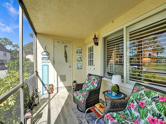 2nd image of 3560 Pine Tree Ct APT A-1