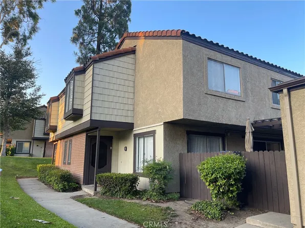 9386 Mesa Verde Dr APT B, Montclair, CA 91763