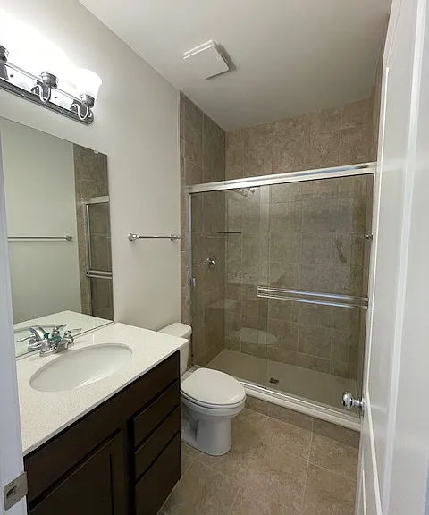 21851 Ashley St — Photo 7