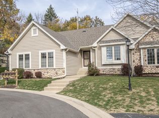 202 Endfield Cir #20, Waukesha, WI 53186