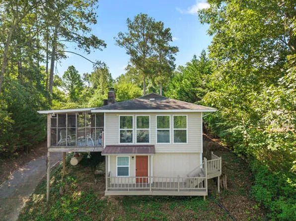 343 Russell Ln, Decatur, TN 37322