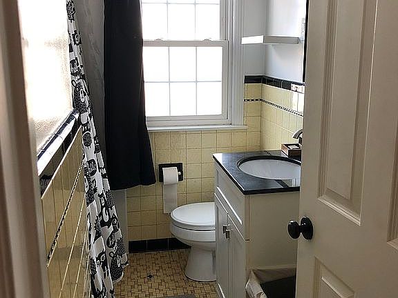 4th image of 1093 Seminole Ave