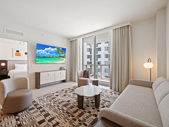 4th image of 1611 SW 2nd Avenue #702