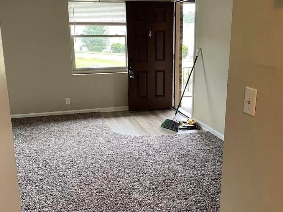 1st image of 4230 Glen Hill Manor Dr #4
