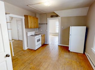 3127 Restormel St APT 2, Duluth, MN 55806