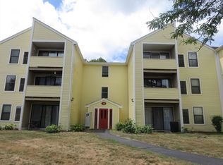 5 Marc Dr APT 5A6, Plymouth, MA 02360