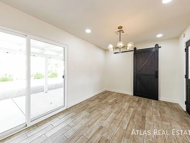 14820 N 36th Pl — Photo 6