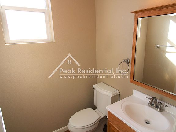 4th image of 2082 Fenmore Way