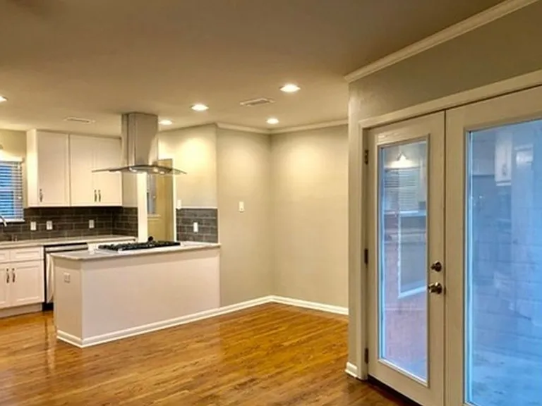 9907 Ridgehaven Dr — Photo 5