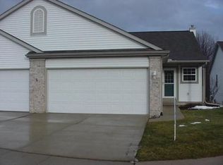 2046 Wyndham Hills Dr, Holt, MI 48842
